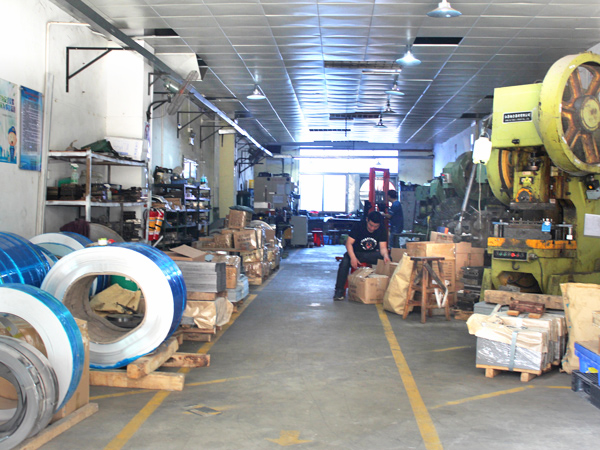 高森特-冲压车间